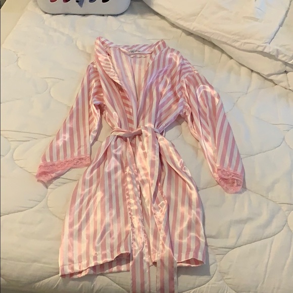 Silk Hot Pink Robe - Picture 1 of 2